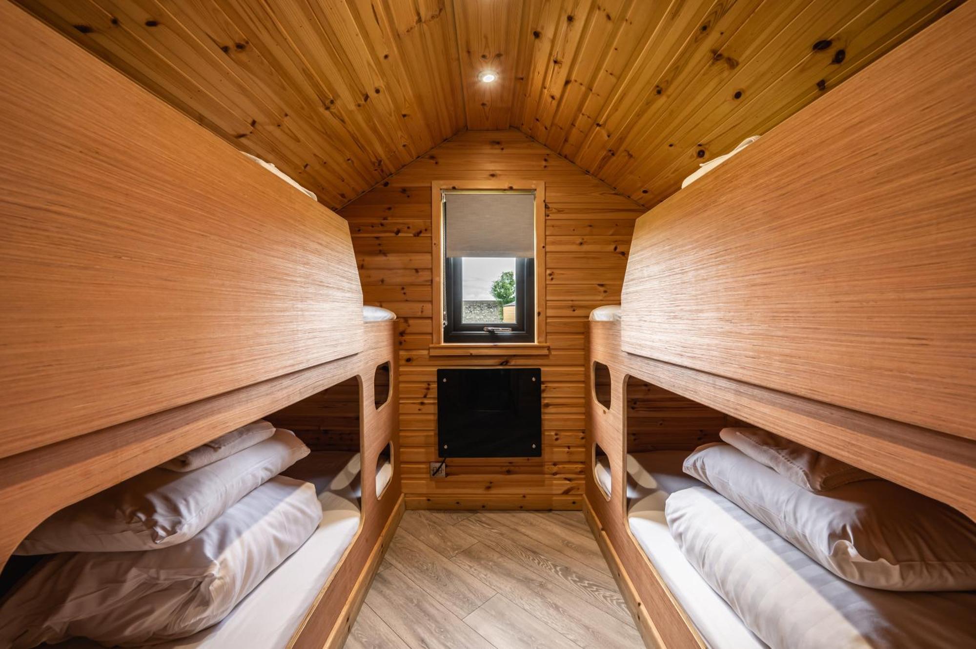 Hotel Delny Glamping And Farm Animals Invergordon Exterior foto